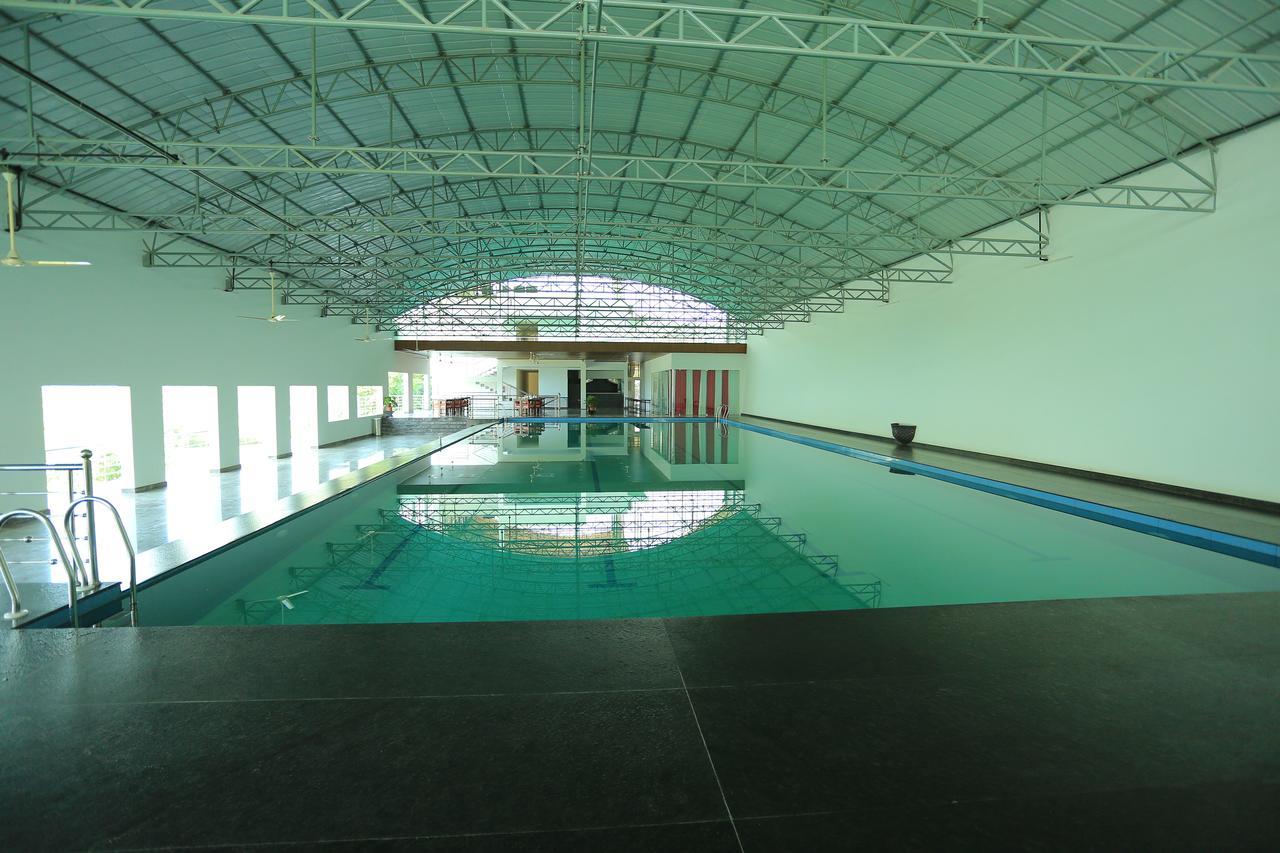 Hotel Kohinoor Alwaye Zewnętrze zdjęcie